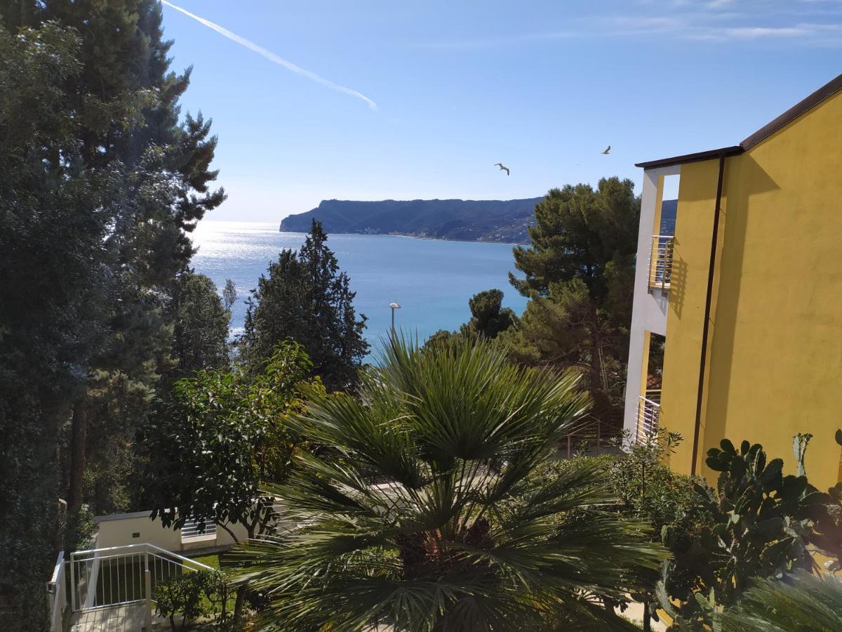Residenza Ginepri 69 Leilighet Bergeggi Eksteriør bilde